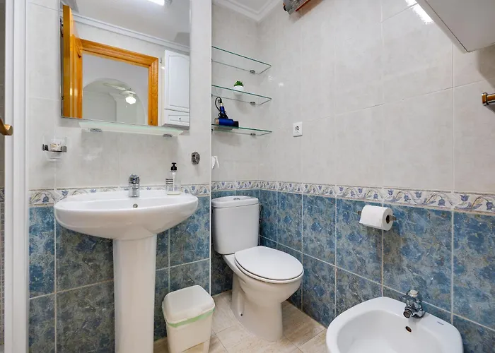 Harmony Del Cura Τορεβιέχα