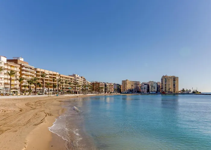 Harmony Del Cura Τορεβιέχα